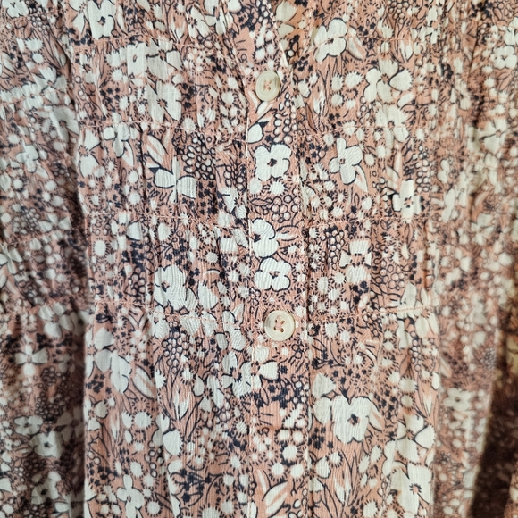 Anthropologie Pilcro The Sasha Smocked Button Down Ditsy Floral Collar Blouse - Picture 8 of 9